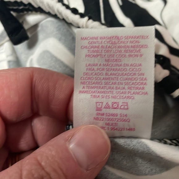 No Boundaries size XL black and white sleeveless soft and stretchy lounge set - Picture 5 of 7